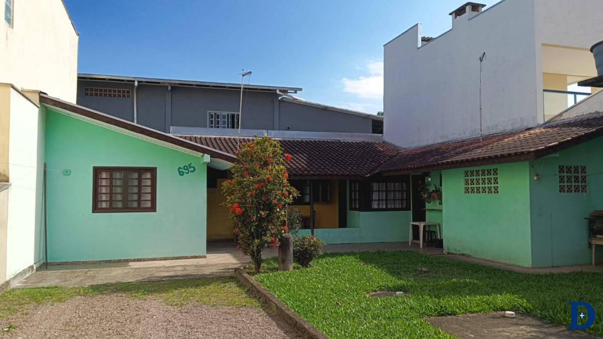 Casa, com 2 quartos, 74m² - Daniel Andrade